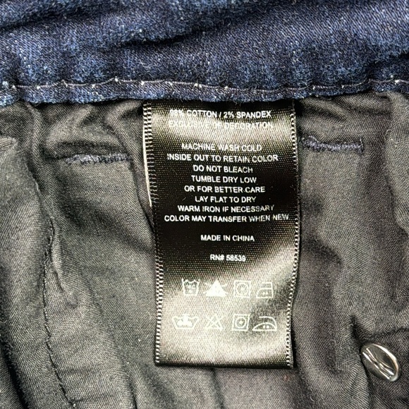 KUT Dark Wash Bermuda Denim Shorts Size 8 - Picture 7 of 8